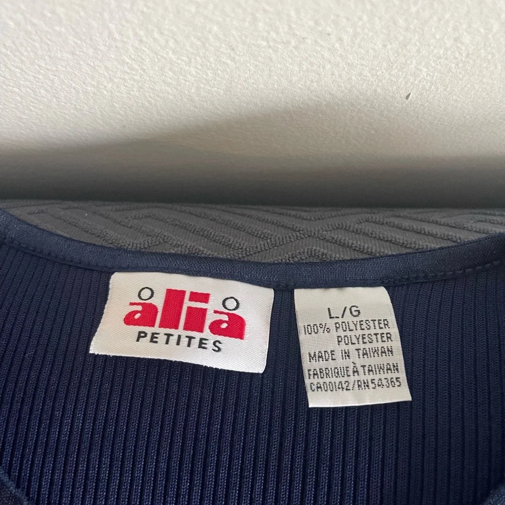 3 Ribbed Short Sleeve Tops - Picture 5 of 9